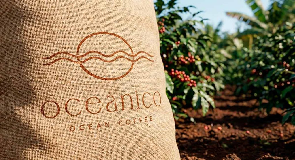 OCEÁNICO CAFÉ - Saco de Arpillera - G13 Estudio Creativo